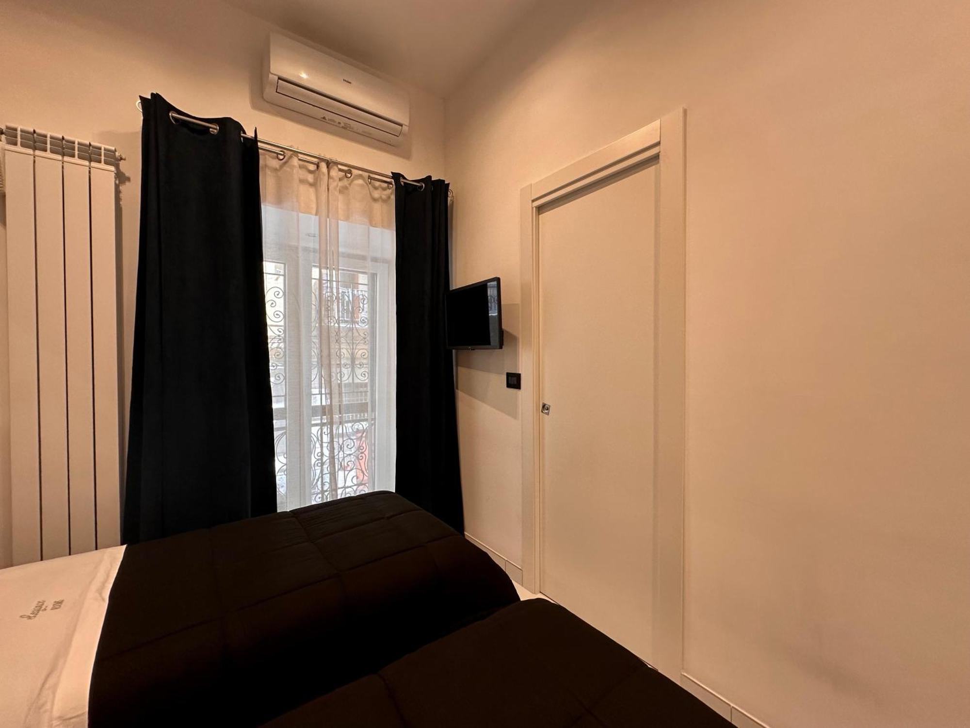 Elegance Rooms Spaccanapoli Exterior photo