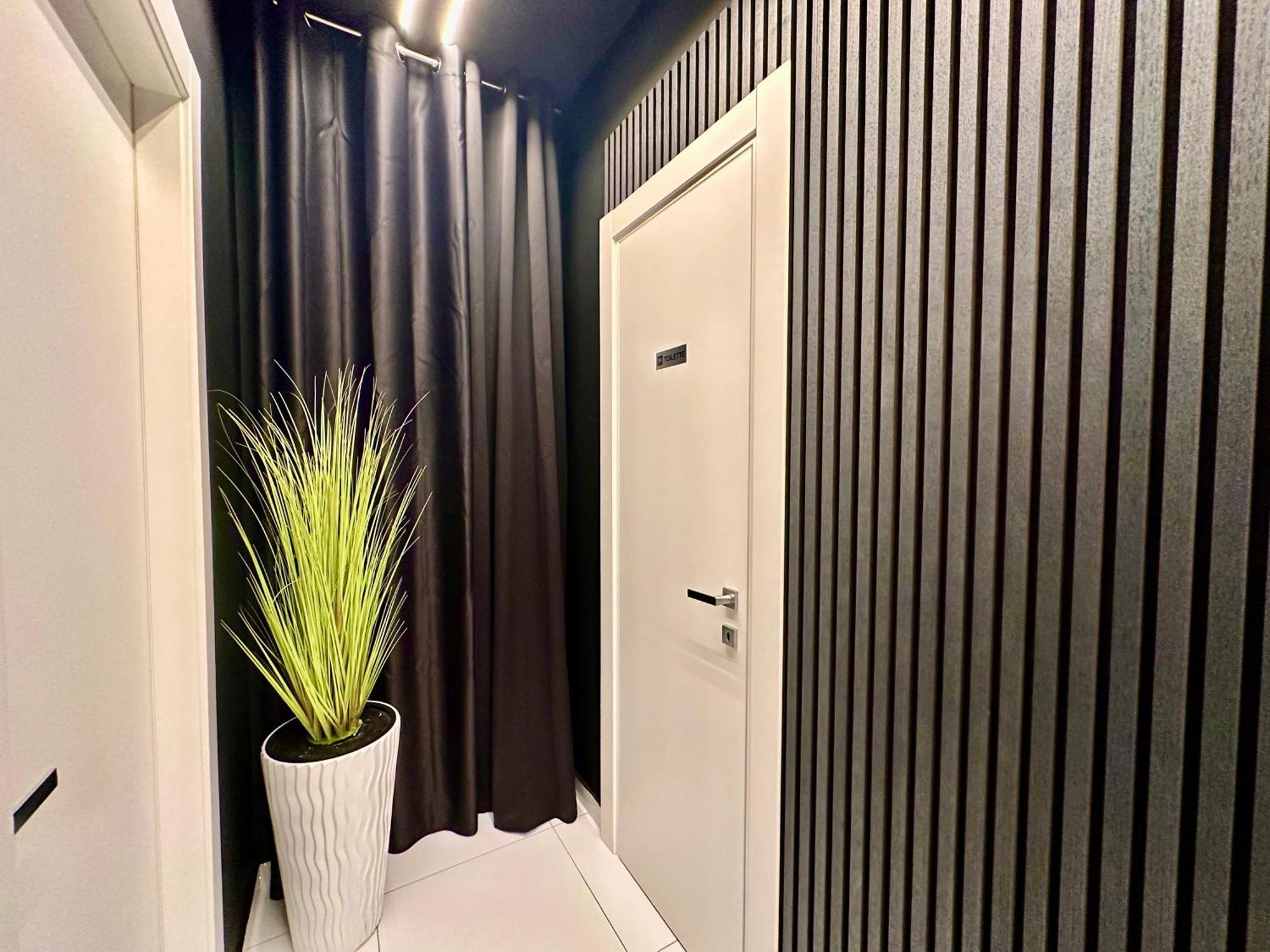 Elegance Rooms Spaccanapoli Exterior photo